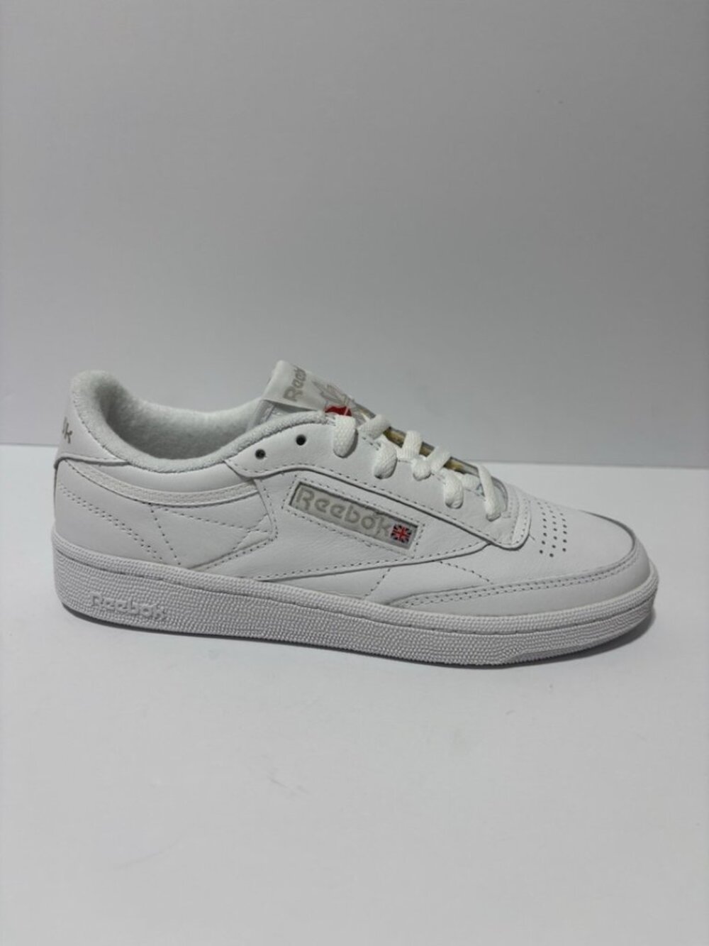 Reebok Women’s Club C 85 White Leather Sneakers, Size 7 M